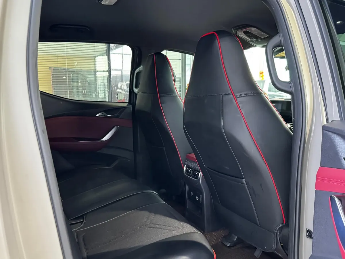 2022 MAXUS T90 2.0T 218HP L4 8AT,autocango,china used car exporter,china ev exporter,chinese used car exporter,chinese used ev exporter