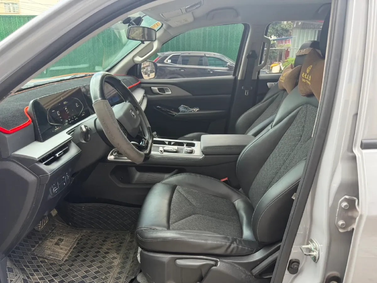 2024 ChangAn Hunter 2.0T 190HP L4 REEV 31.18KWH,autocango,china used car exporter,china ev exporter,chinese used car exporter,chinese used ev exporter