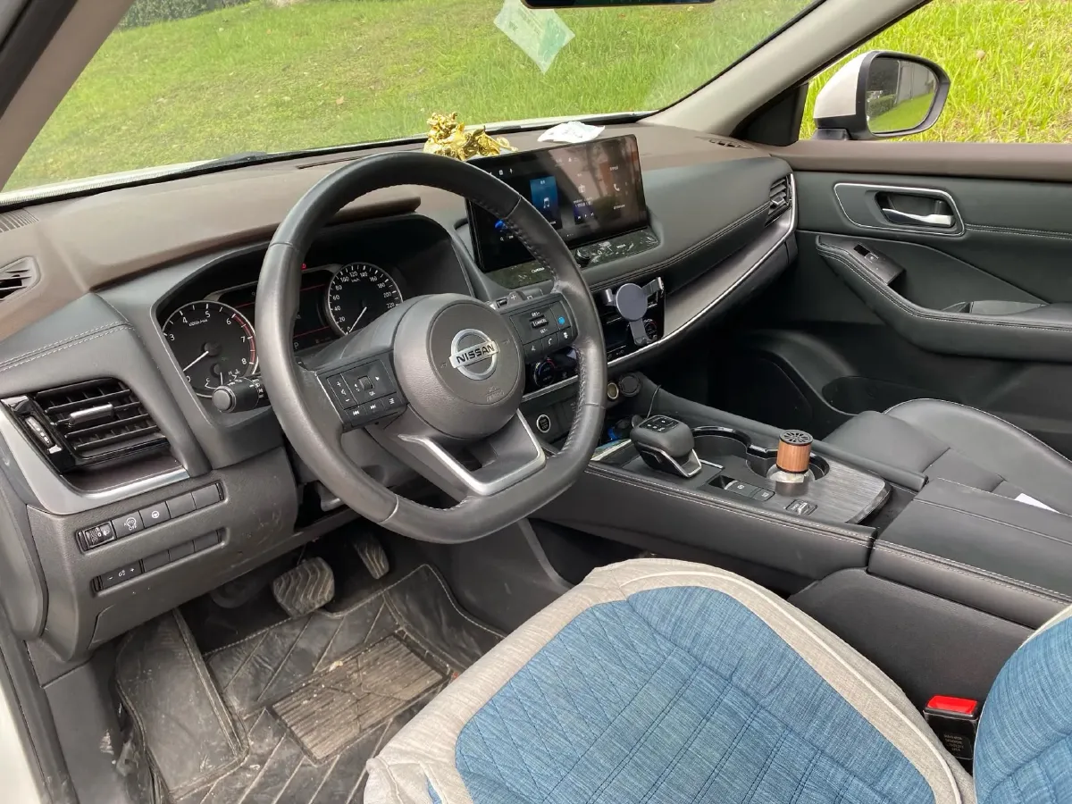 2021 Nissan X-Trail 2.0L 151HP L4 CVT,autocango,china used car exporter,china ev exporter,chinese used car exporter,chinese used ev exporter