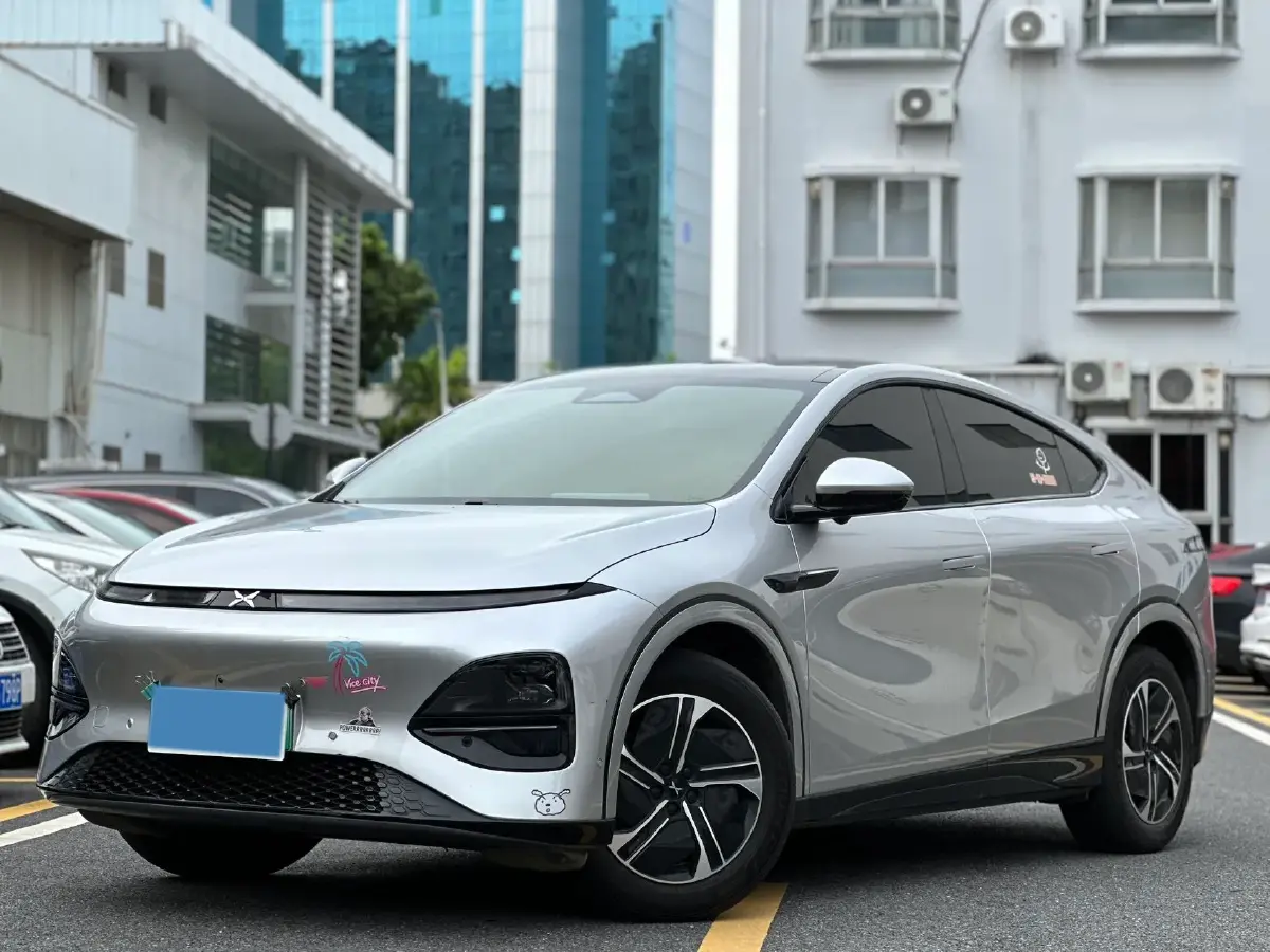 2023 Xpeng G6 BEV 66KWH