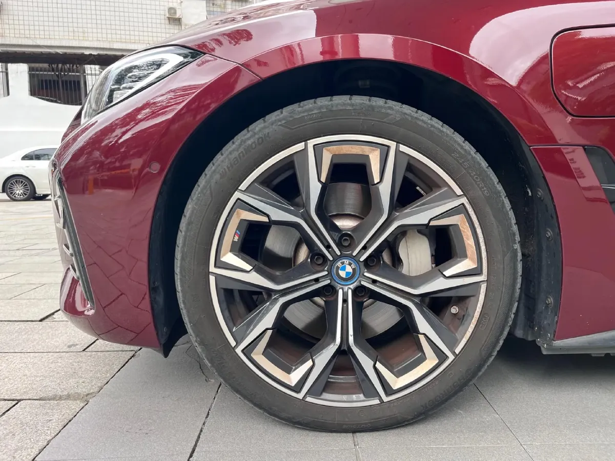 2022 BMW i4 BEV 83.9KWH,autocango,china used car exporter,china ev exporter,chinese used car exporter,chinese used ev exporter