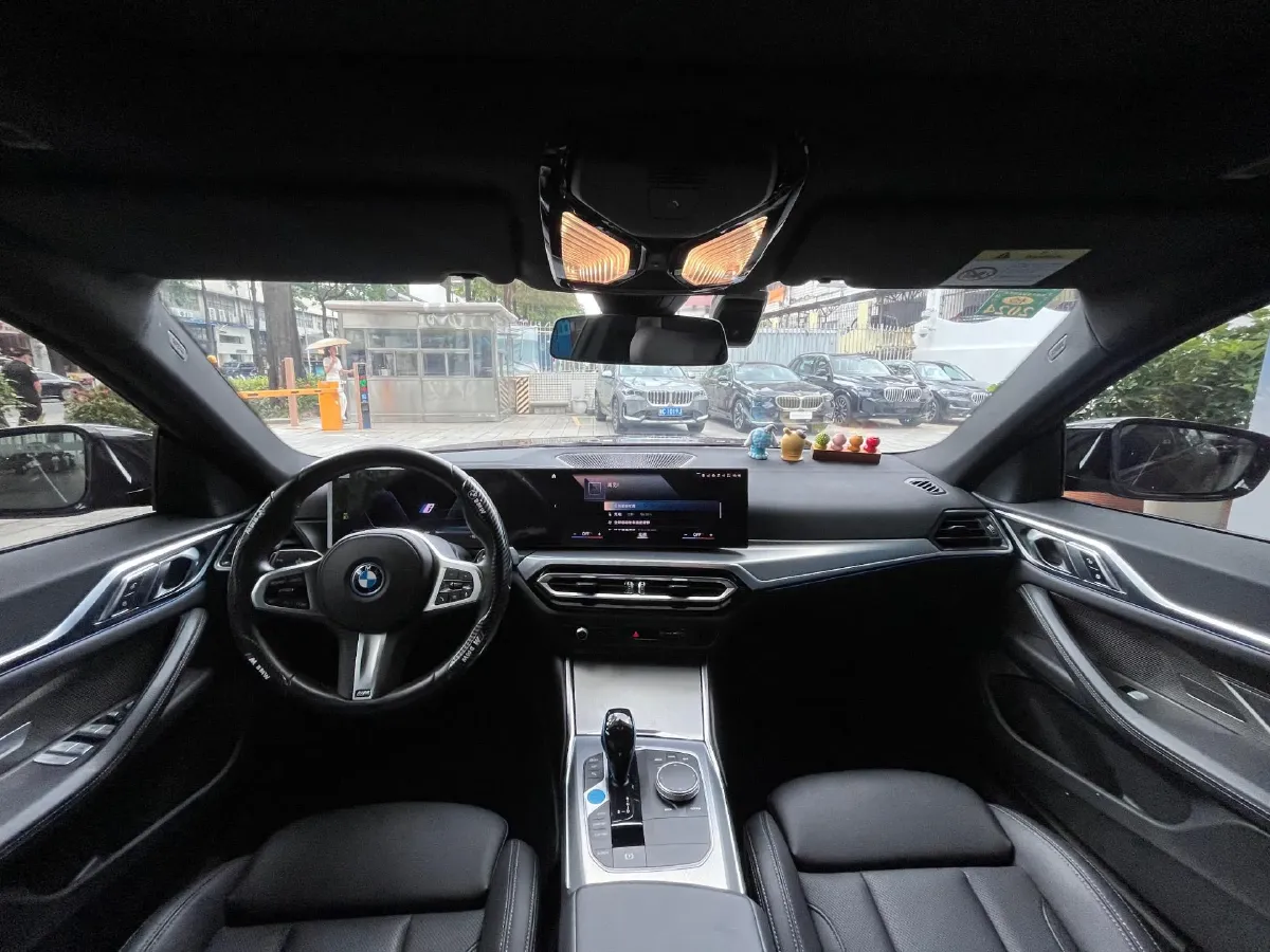 2022 BMW i4 BEV 83.9KWH,autocango,china used car exporter,china ev exporter,chinese used car exporter,chinese used ev exporter