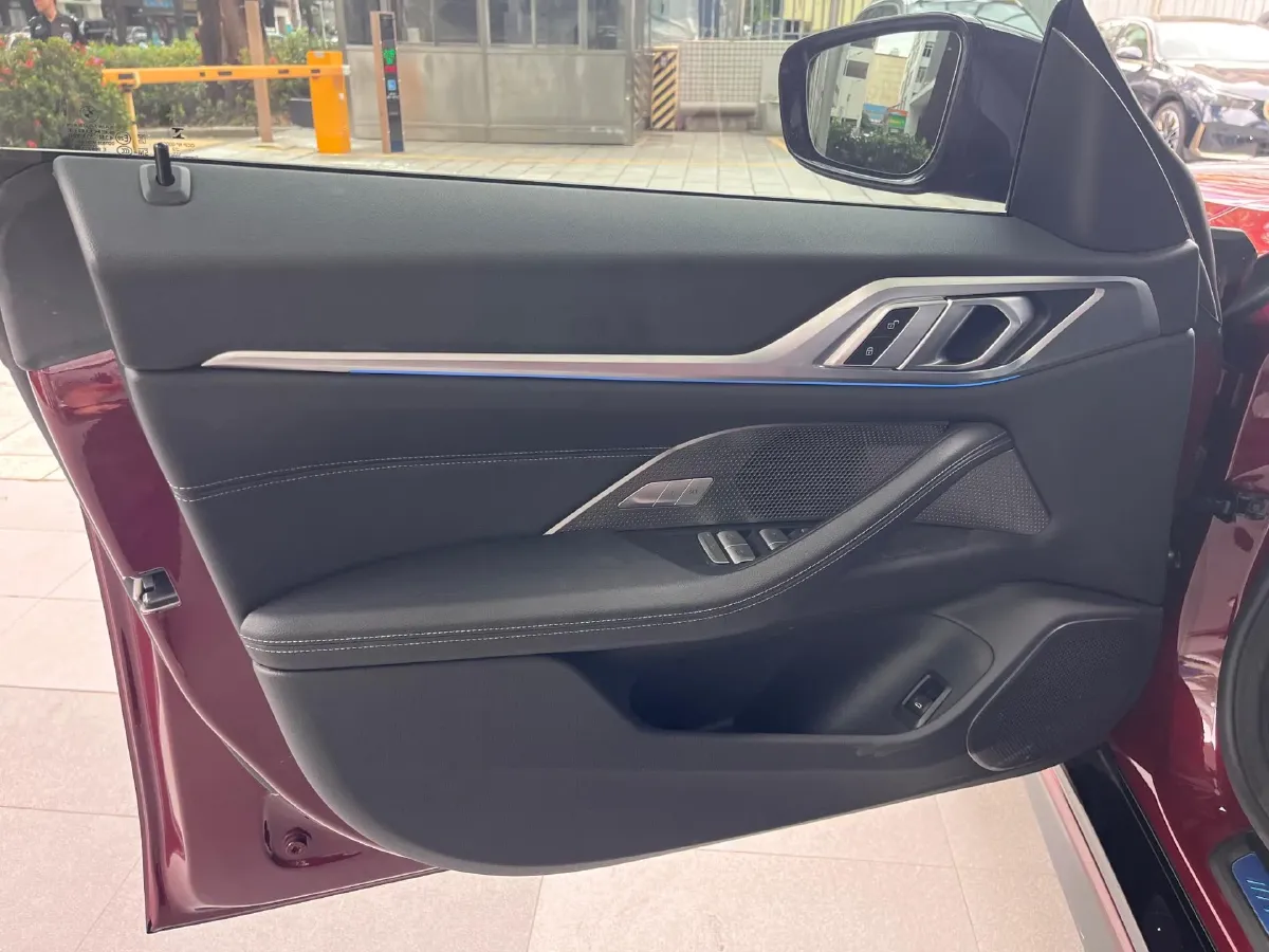 2022 BMW i4 BEV 83.9KWH,autocango,china used car exporter,china ev exporter,chinese used car exporter,chinese used ev exporter