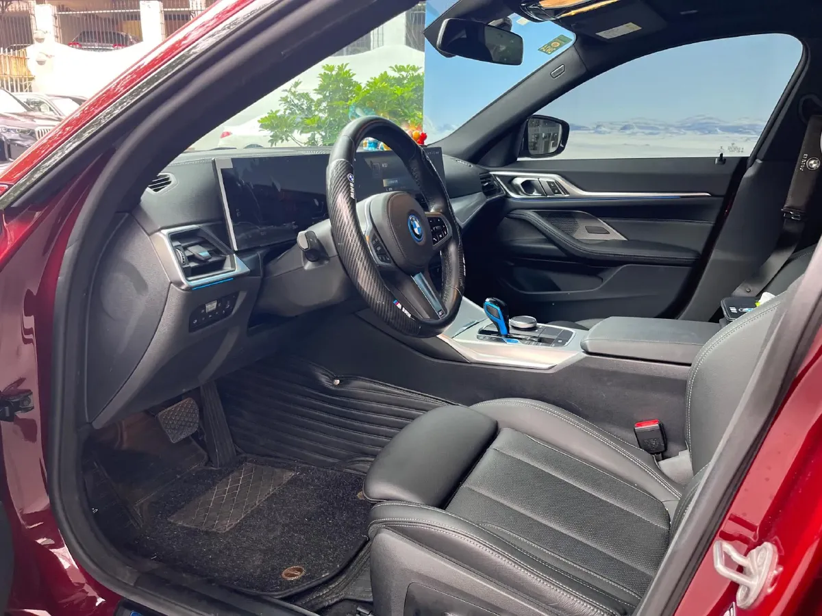 2022 BMW i4 BEV 83.9KWH,autocango,china used car exporter,china ev exporter,chinese used car exporter,chinese used ev exporter