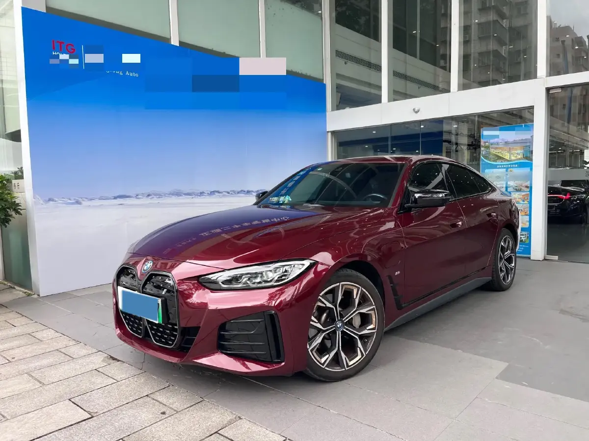 2022 BMW i4 BEV 83.9KWH