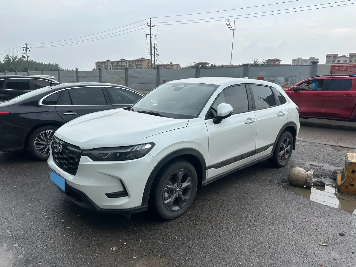 2023 Honda HR-V 1.5T 182HP L4 CVT,autocango,china used car exporter,china ev exporter,chinese used car exporter,chinese used ev exporter