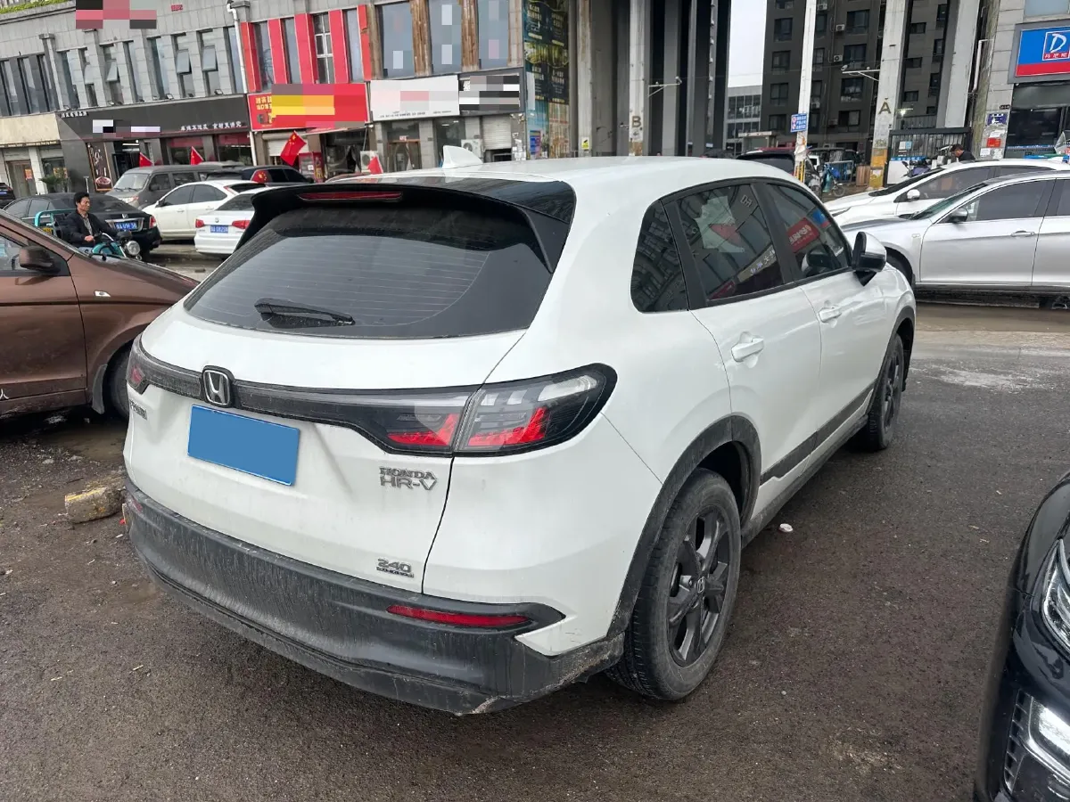2023 Honda HR-V 1.5T 182HP L4 CVT,autocango,china used car exporter,china ev exporter,chinese used car exporter,chinese used ev exporter