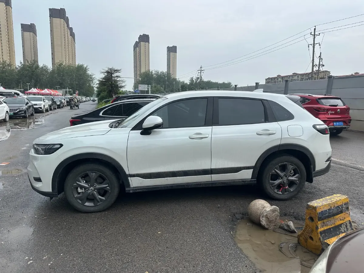 2023 Honda HR-V 1.5T 182HP L4 CVT,autocango,china used car exporter,china ev exporter,chinese used car exporter,chinese used ev exporter