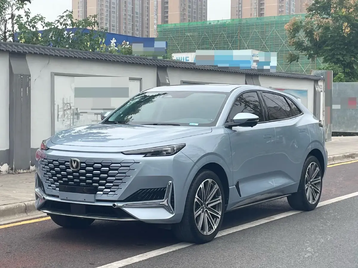 2021 ChangAn UNI-K 2.0T 233HP L4 8AT