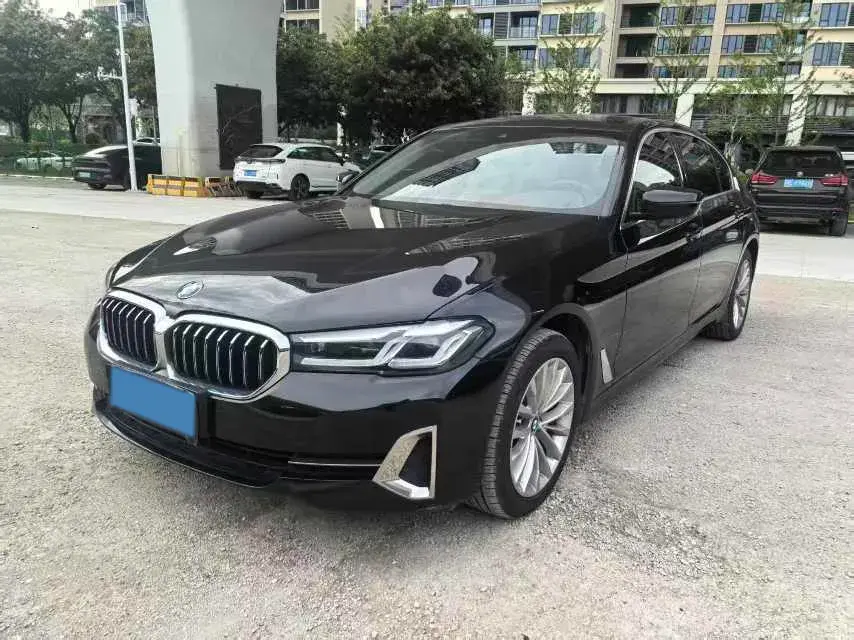2022 BMW 5 Series 2.0T 184HP L4 8AT