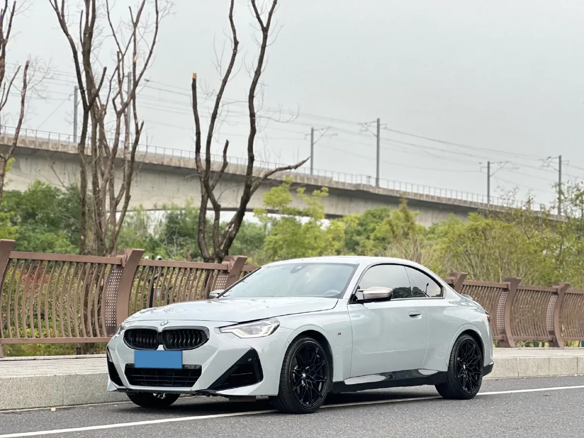 2024 BMW 3.0T 333HP L6 8AT,autocango,china used car exporter,china ev exporter,chinese used car exporter,chinese used ev exporter