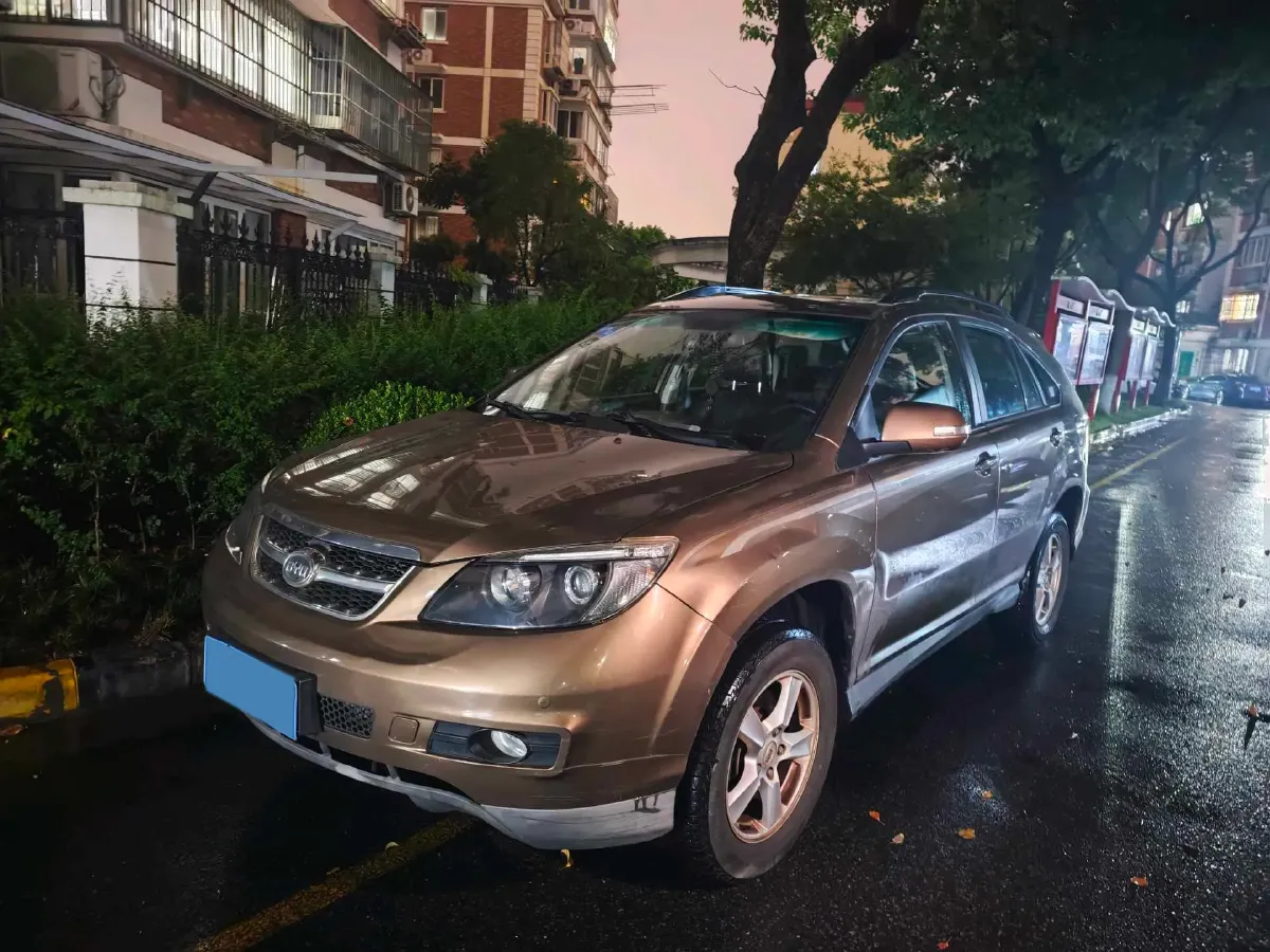 2014 BYD S6 2.4L 167HP L4 6DCT,autocango,china used car exporter,china ev exporter,chinese used car exporter,chinese used ev exporter