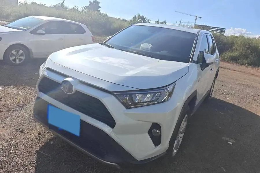 2021 Toyota RAV4 Hybird E+ 2.5L 180HP L4 E-CVT PHEV 15.984KWH,autocango,china used car exporter,china ev exporter,chinese used car exporter,chinese used ev exporter
