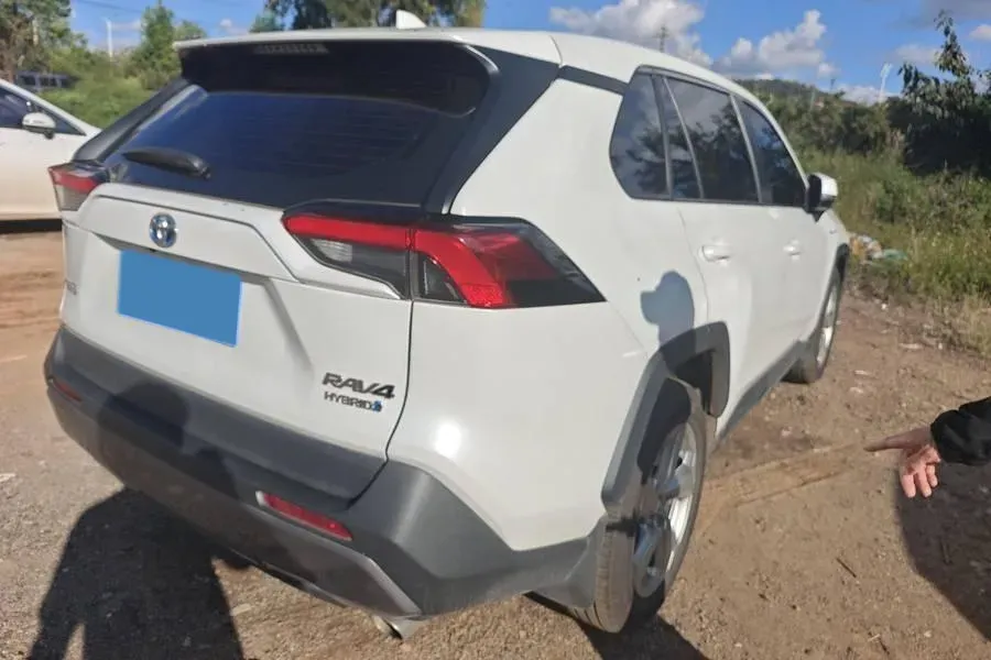 2021 Toyota RAV4 Hybird E+ 2.5L 180HP L4 E-CVT PHEV 15.984KWH,autocango,china used car exporter,china ev exporter,chinese used car exporter,chinese used ev exporter