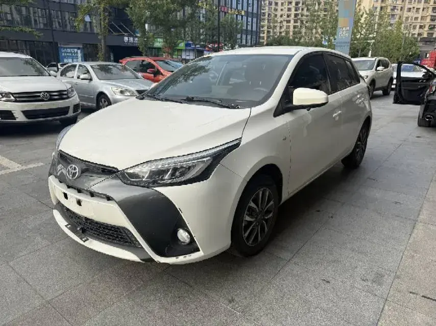 2021 Toyota Yaris L 1.5L 112HP L4 CVT