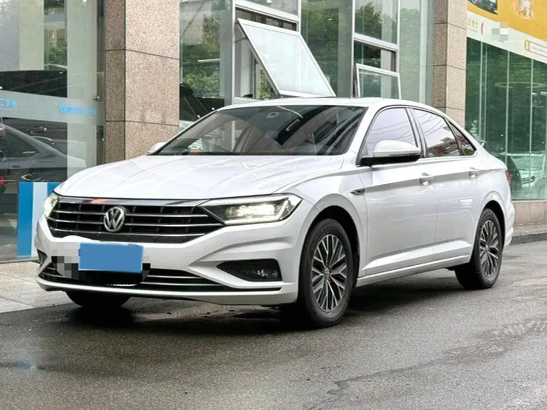 2021 Volkswagen Sagitar 1.4T 150HP L4 7DCT