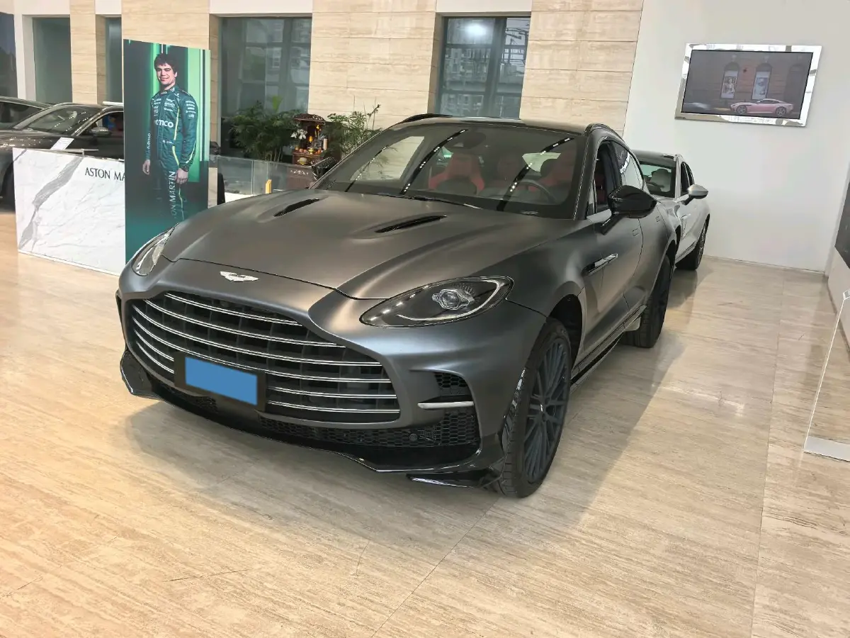 2023 Aston Martin DBX 4.0T 707HP V8 9AT