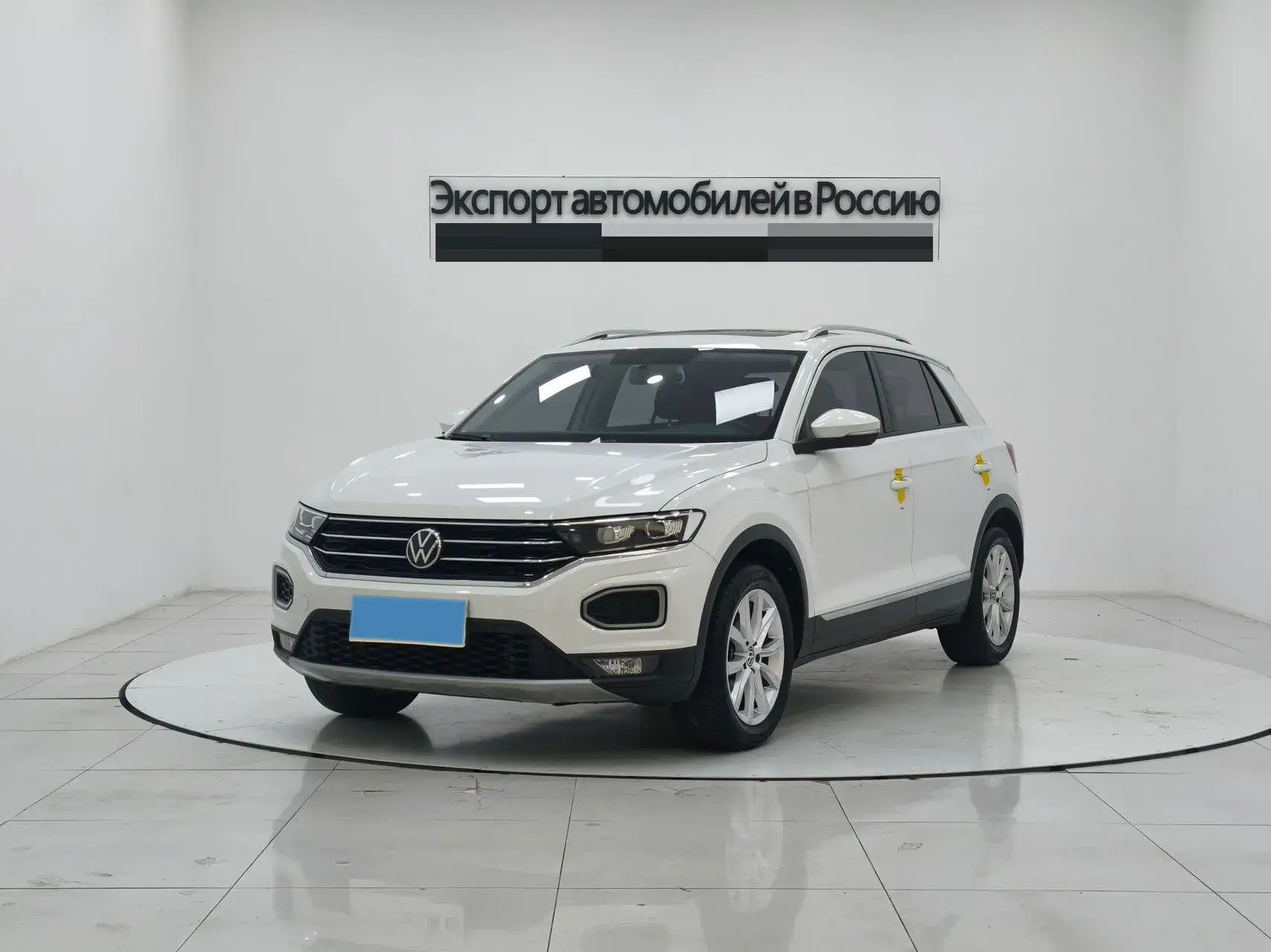2021 VOLKSWAGEN T-ROC view 1