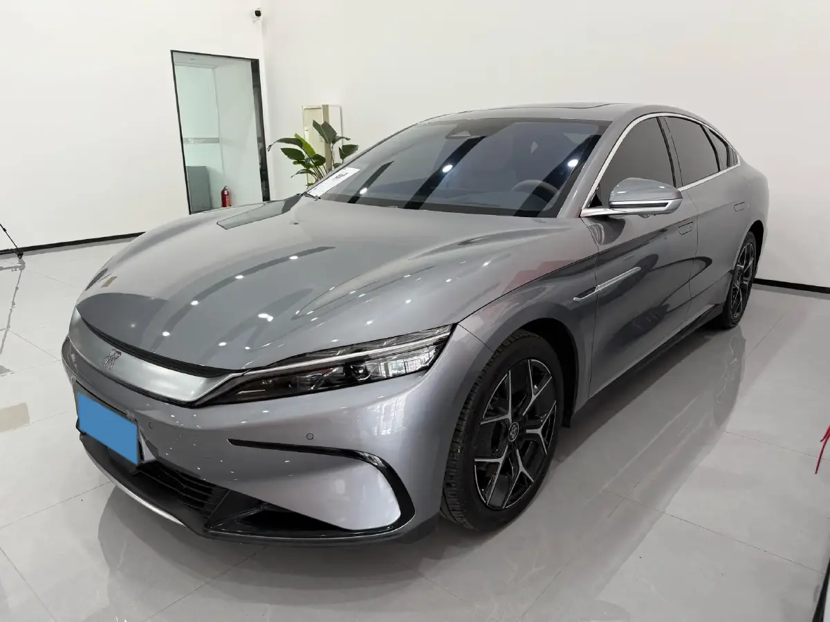 2024 BYD Han BEV 72KWH