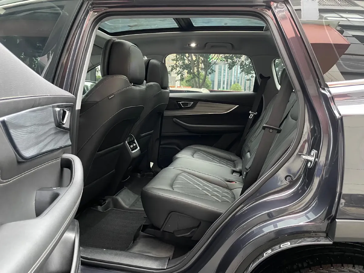 2022 Chery Tiggo 8 Plus e+ 1.5T 156HP L4 3DHT PHEV 19.27KWH,autocango,china used car exporter,china ev exporter,chinese used car exporter,chinese used ev exporter