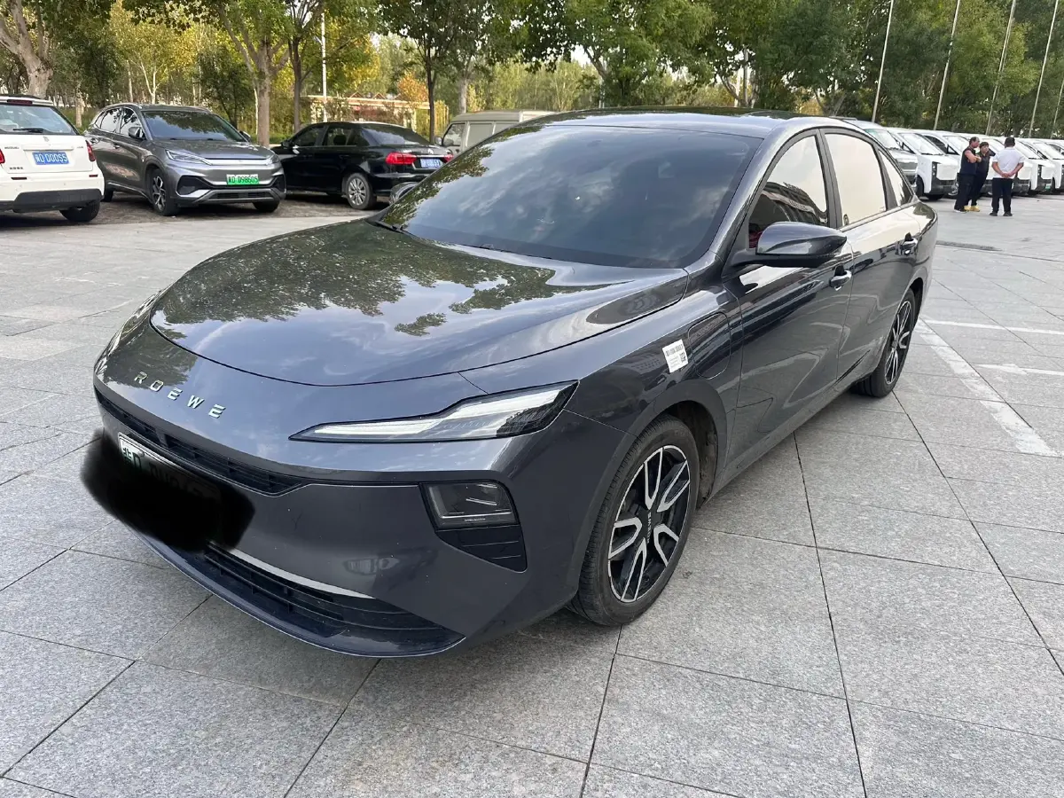 2025 Roewe D6 BEV