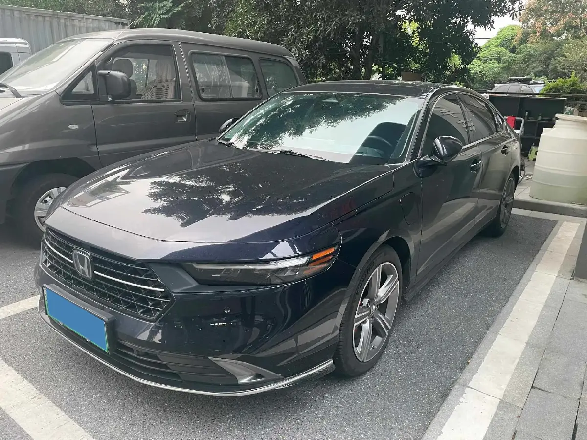 2023 Honda Accord 2.0L 148HP L4 E-CVT PHEV 17.7KWH