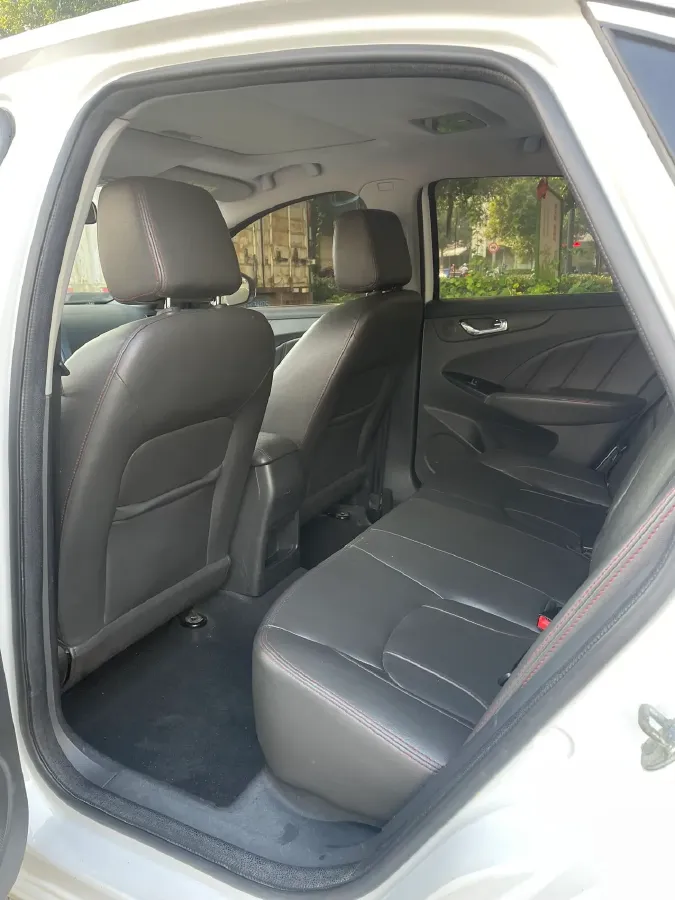 2017 Chery Arrizo 7 1.5T 147HP L4 CVT,autocango,china used car exporter,china ev exporter,chinese used car exporter,chinese used ev exporter