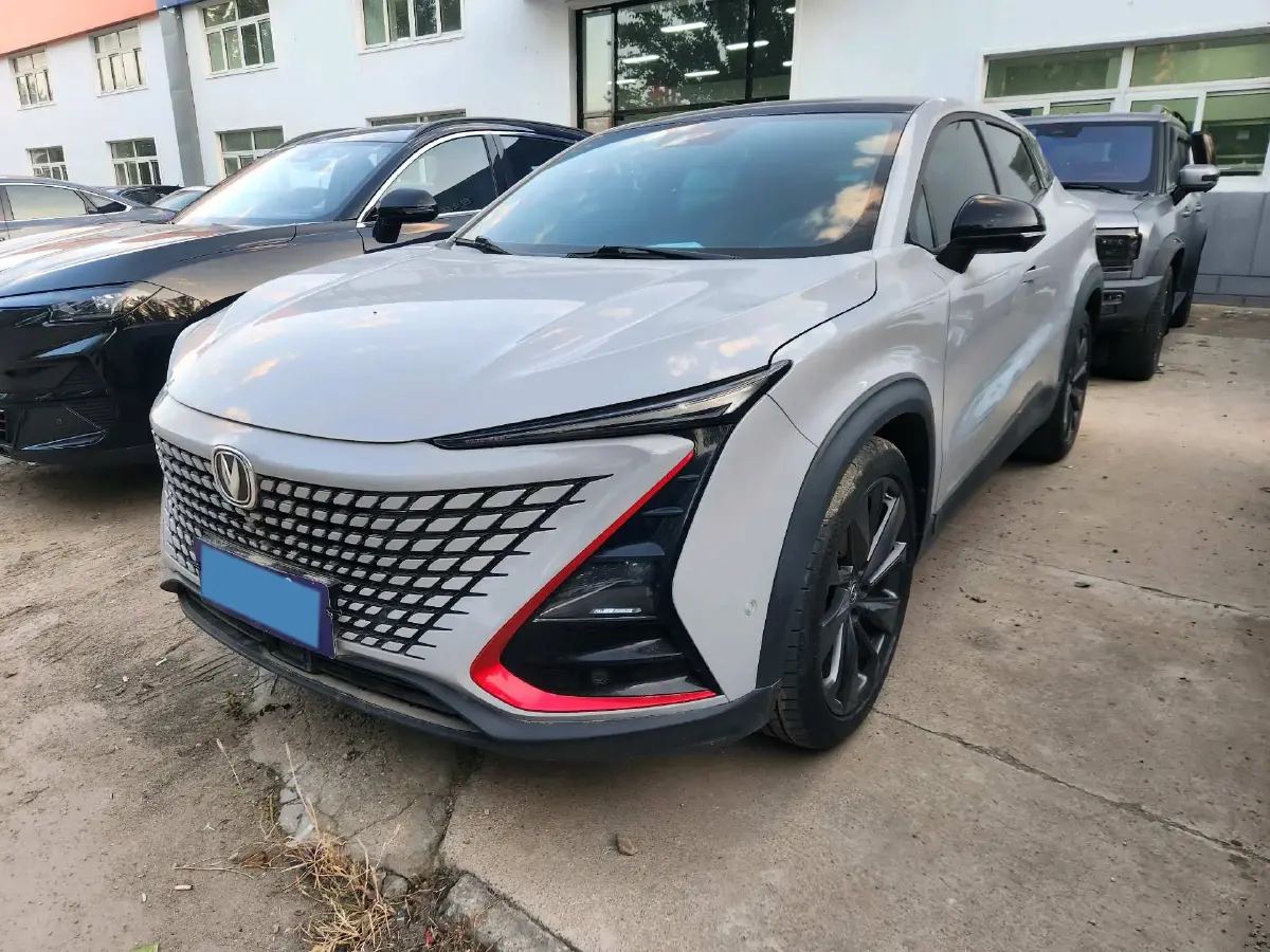2021 ChangAn UNI-T 1.5T 180HP L4 7DCT