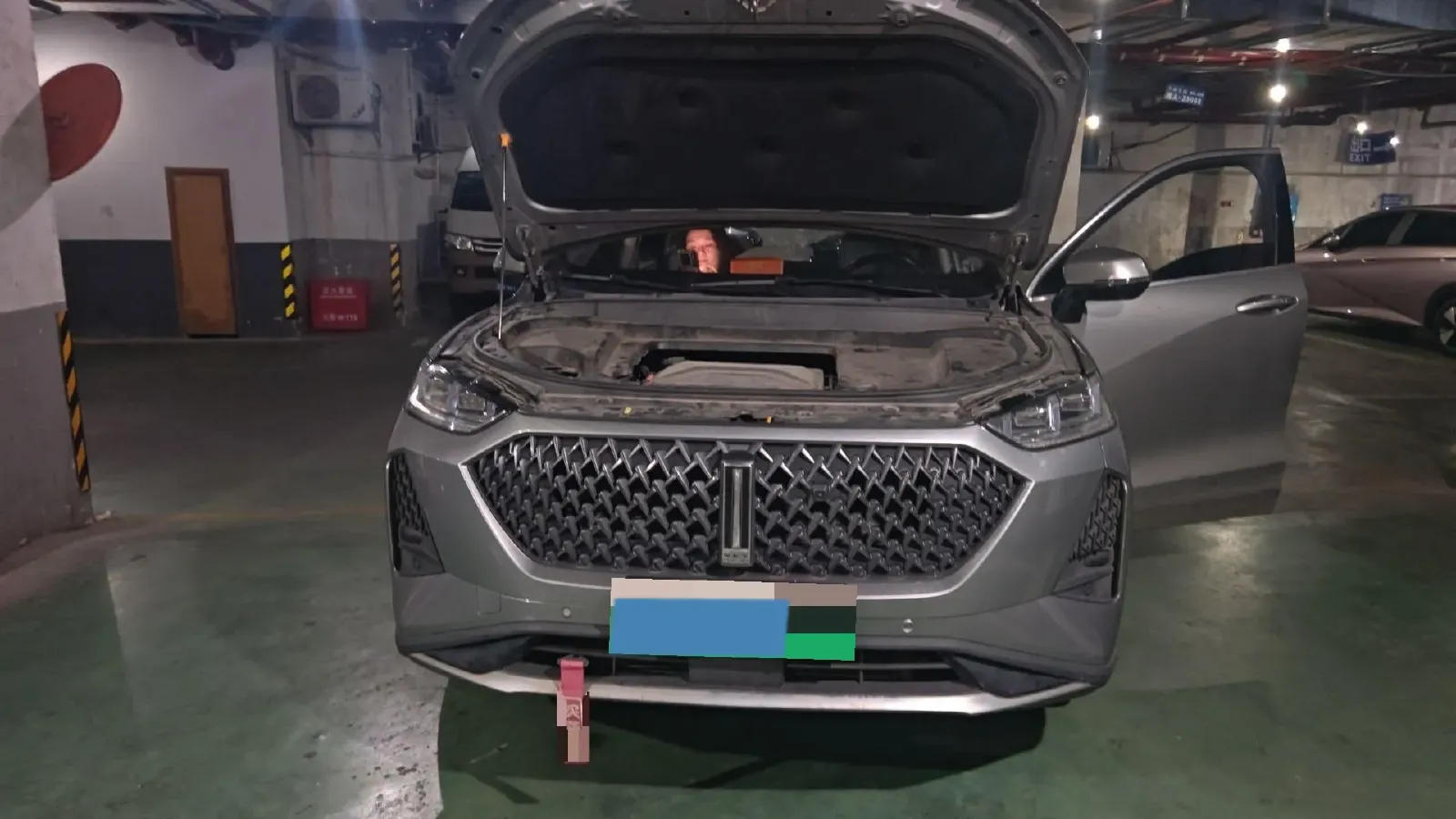 2021 WEY Macchiato 1.5L 97HP L4 2DHT PHEV 19.94KWH,autocango,china used car exporter,china ev exporter,chinese used car exporter,chinese used ev exporter