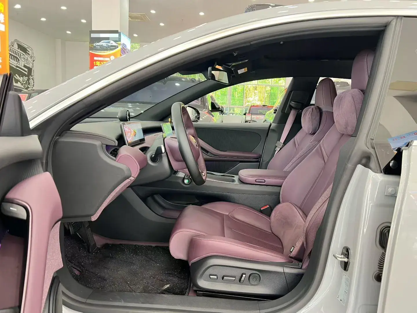 2023 NIO ET5T thumbnail 4