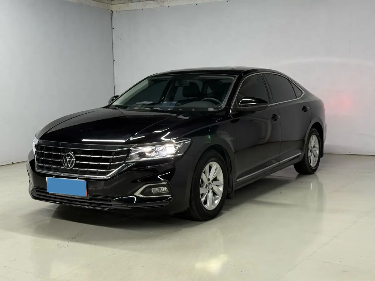 2021 Volkswagen Passat 1.4T 150HP L4 7DCT