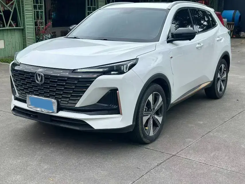 2022 ChangAn CS75 Plus 1.5T 178HP L4 6AT