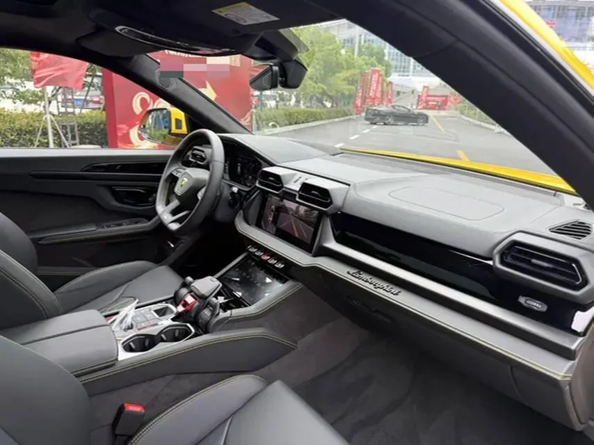 2025 Lamborghini Urus SE 4.0T 620HP V8 8AT PHEV,autocango,china used car exporter,china ev exporter,chinese used car exporter,chinese used ev exporter