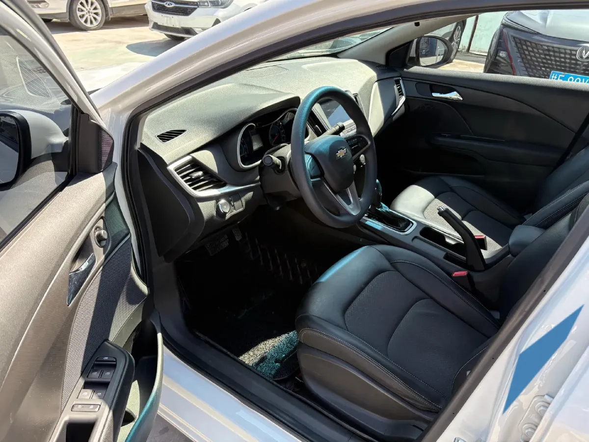 2019 Chevrolet Cavalier 1.5L 113HP L4 6AT,autocango,china used car exporter,china ev exporter,chinese used car exporter,chinese used ev exporter