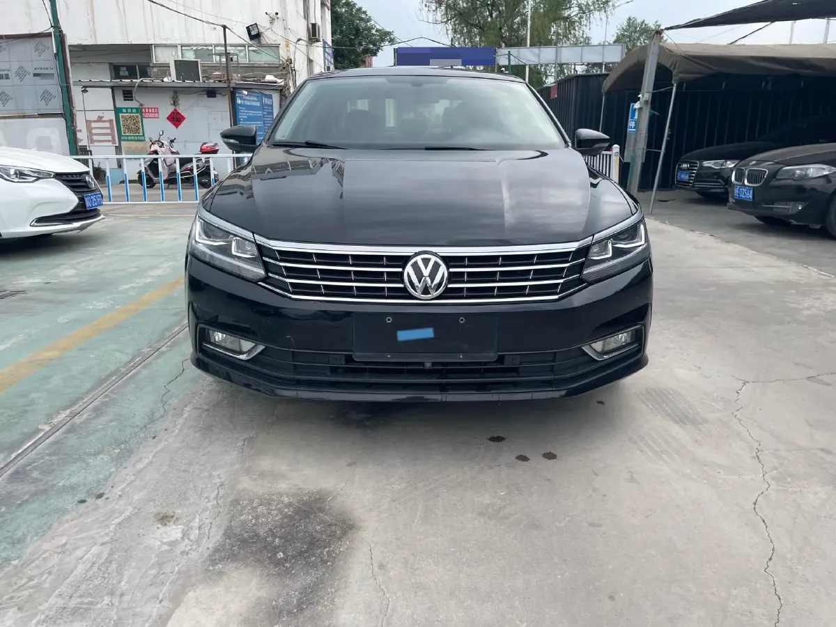 2017 Volkswagen Passat 1.8T 180HP L4 7DCT,autocango,china used car exporter,china ev exporter,chinese used car exporter,chinese used ev exporter