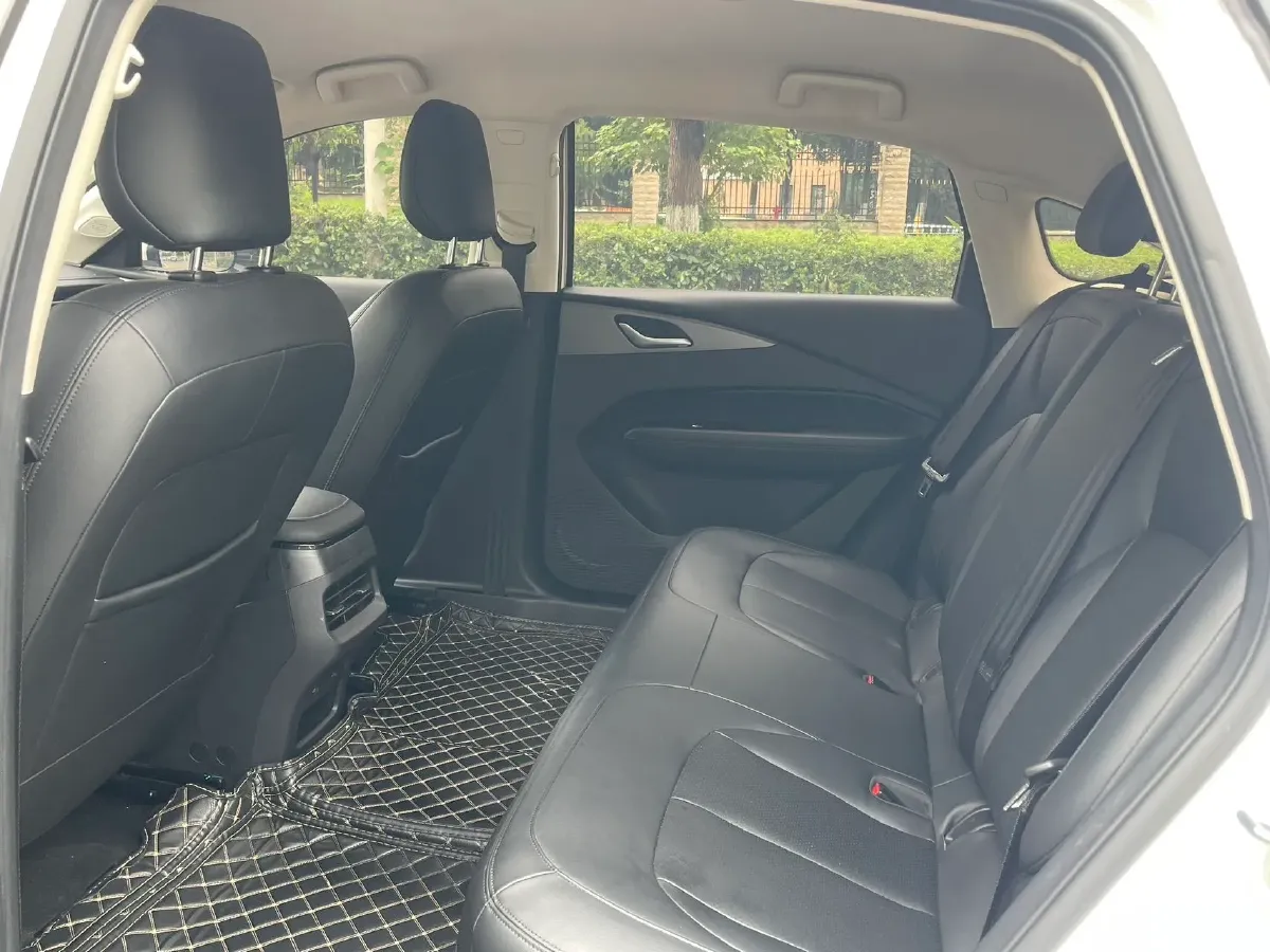 2024 WuLing E5 BEV 54.3KWH,autocango,china used car exporter,china ev exporter,chinese used car exporter,chinese used ev exporter