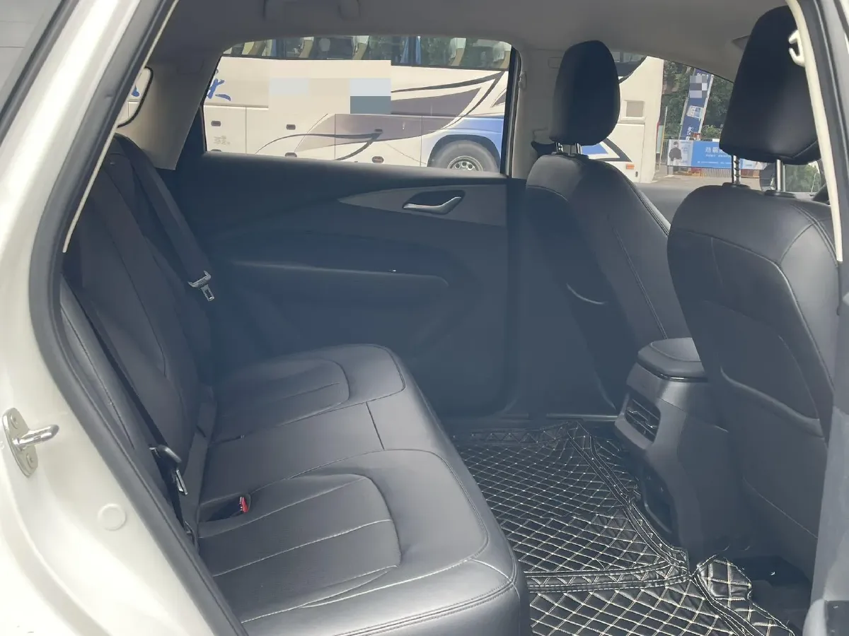 2024 WuLing E5 BEV 54.3KWH,autocango,china used car exporter,china ev exporter,chinese used car exporter,chinese used ev exporter