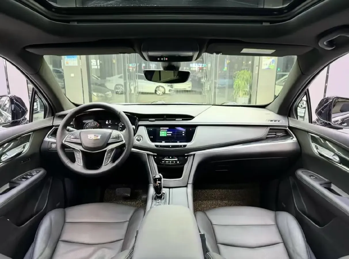 2021 Cadillac XT5 2.0T 237HP L4 9AT,autocango,china used car exporter,china ev exporter,chinese used car exporter,chinese used ev exporter