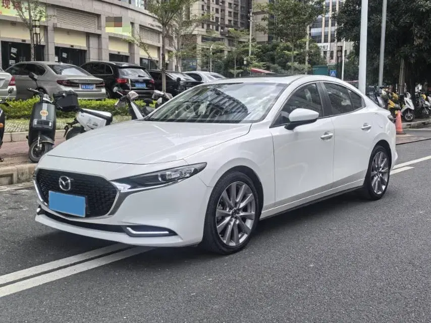 2020 Mazda 3 Axela 2.0L 158HP L4 6AT