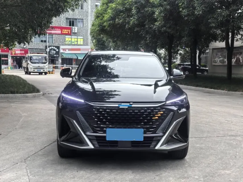 2023 ChangAn Oshan X5 Plus 1.5T 188HP L4 7DCT,autocango,china used car exporter,china ev exporter,chinese used car exporter,chinese used ev exporter
