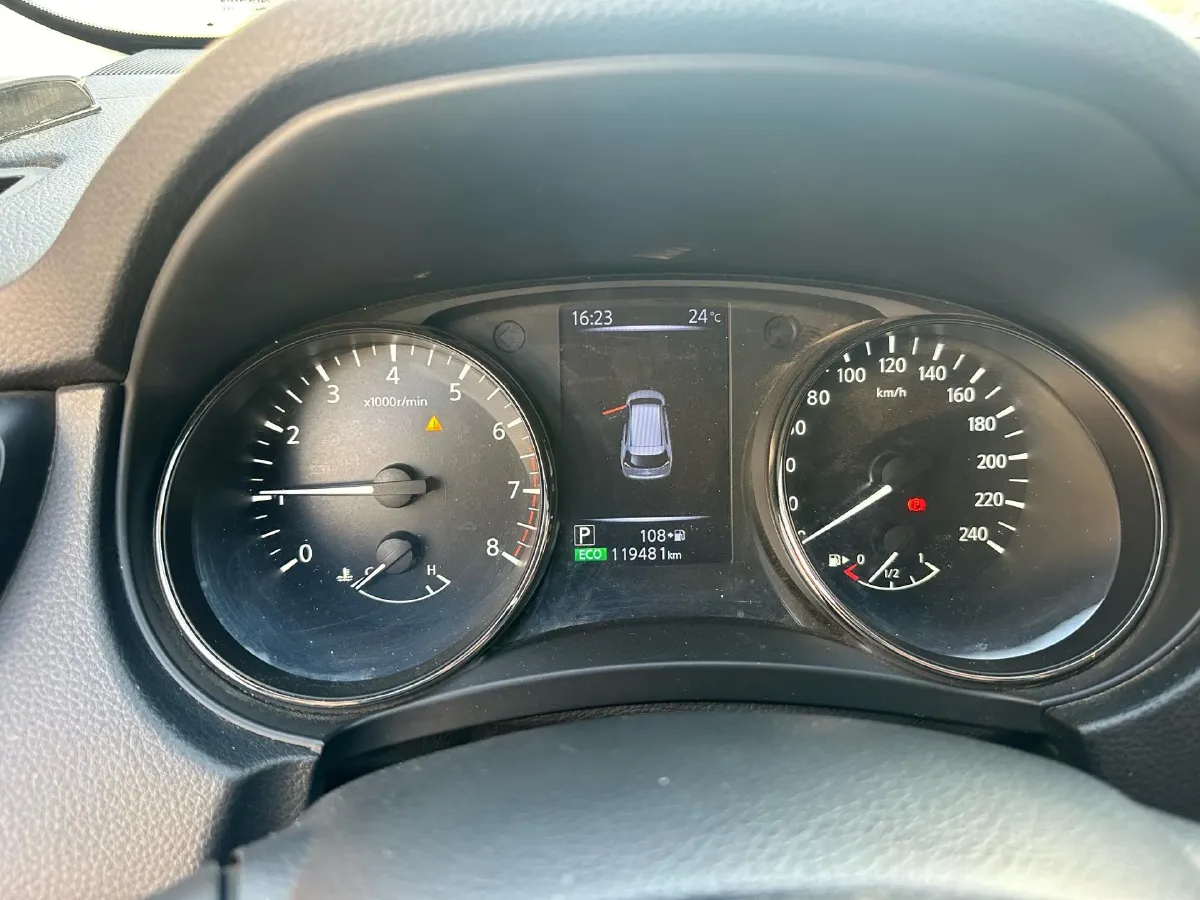 2020 Nissan X-Trail 2.0L 154HP L4 CVT,autocango,china used car exporter,china ev exporter,chinese used car exporter,chinese used ev exporter