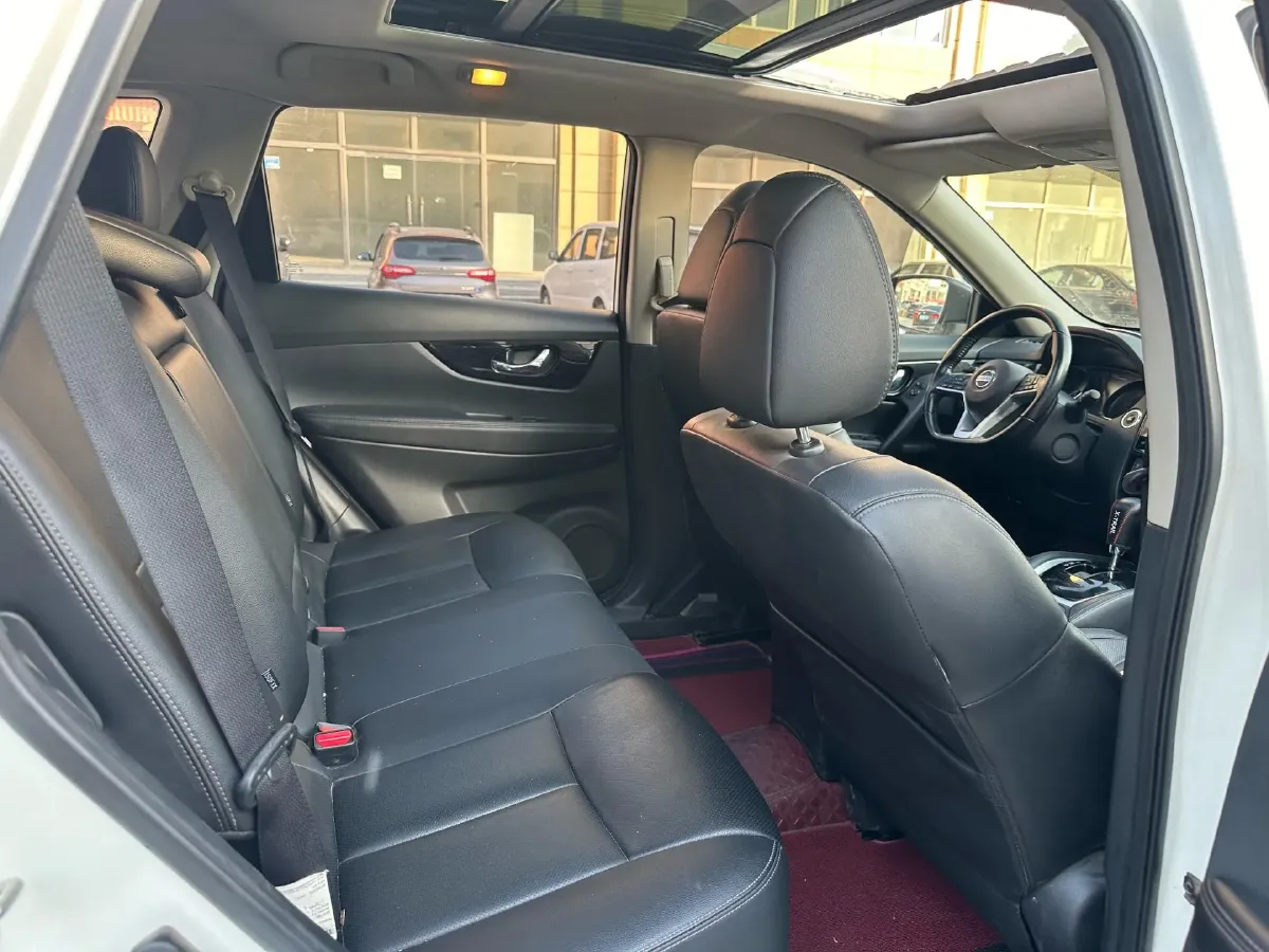 2020 Nissan X-Trail 2.0L 154HP L4 CVT,autocango,china used car exporter,china ev exporter,chinese used car exporter,chinese used ev exporter