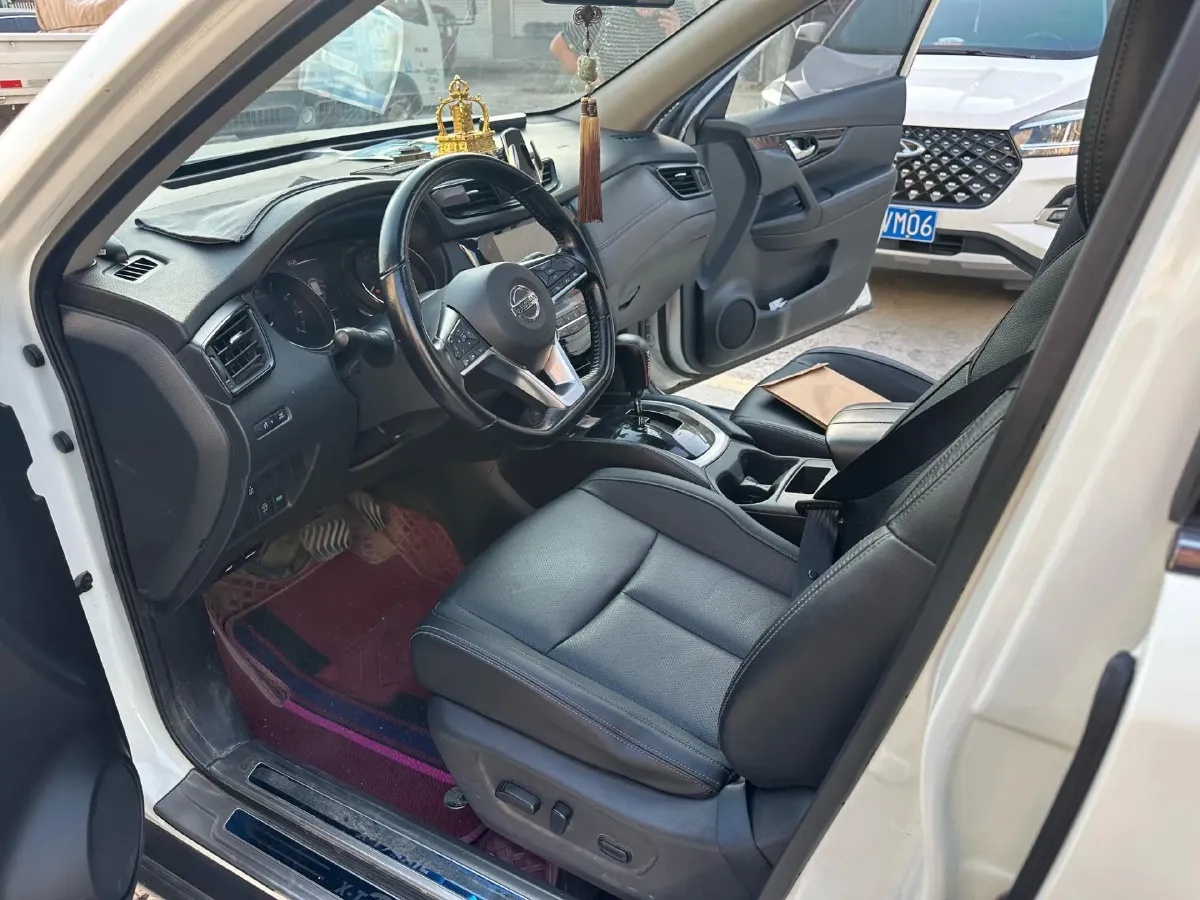 2020 Nissan X-Trail 2.0L 154HP L4 CVT,autocango,china used car exporter,china ev exporter,chinese used car exporter,chinese used ev exporter