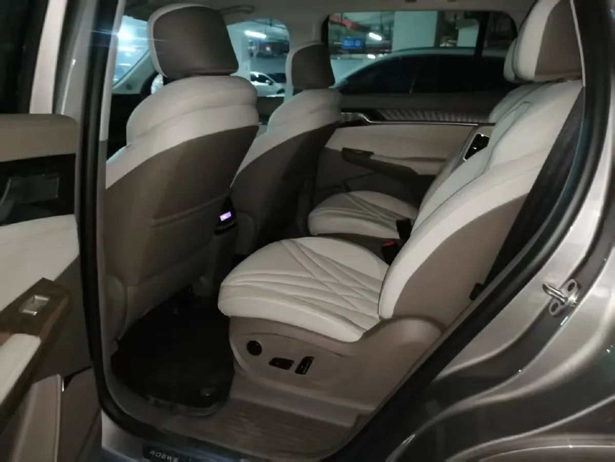 2023 Roewe RX9 2.0T 242HP L4 9AT,autocango,china used car exporter,china ev exporter,chinese used car exporter,chinese used ev exporter