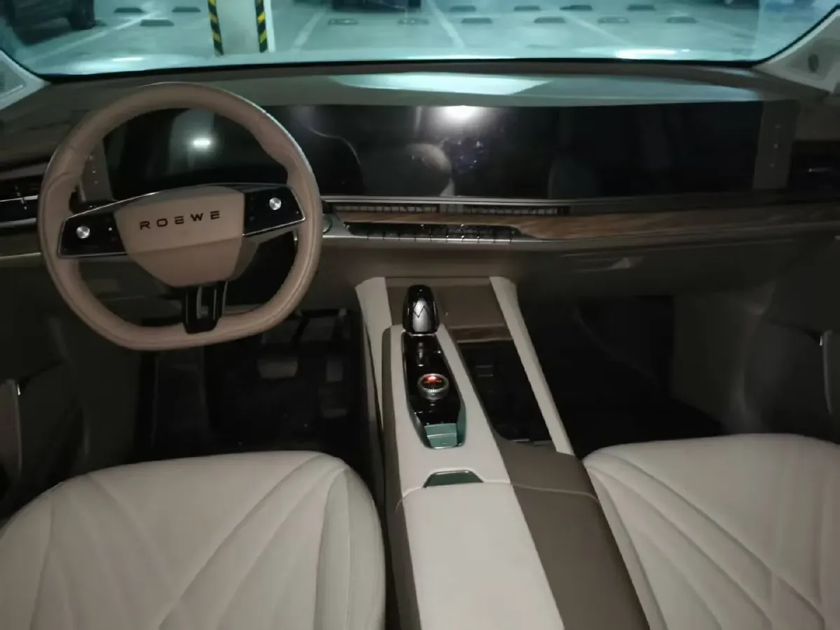 2023 Roewe RX9 2.0T 242HP L4 9AT,autocango,china used car exporter,china ev exporter,chinese used car exporter,chinese used ev exporter