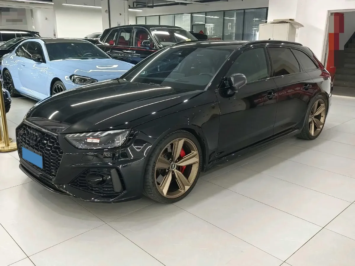 2021 Audi RS 4 2.9T 450HP V6 8AT,autocango,china used car exporter,china ev exporter,chinese used car exporter,chinese used ev exporter