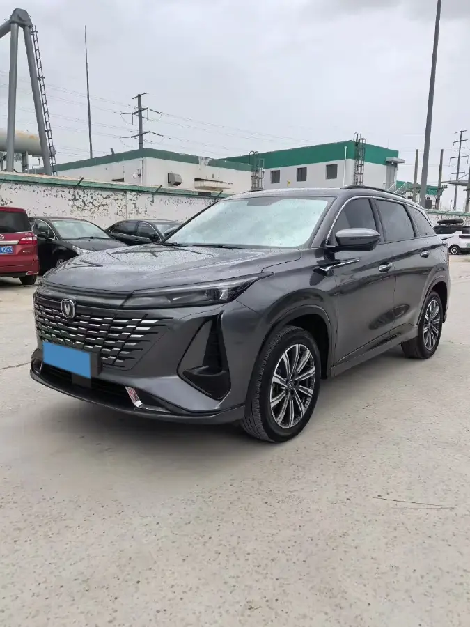 2023 ChangAn CS75 Plus 1.5T 188HP L4 8AT