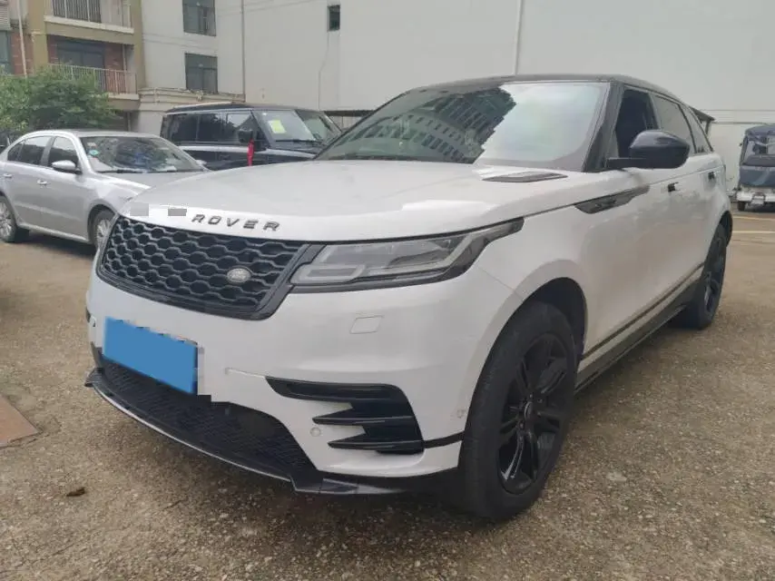 2021 LAND ROVER view 1