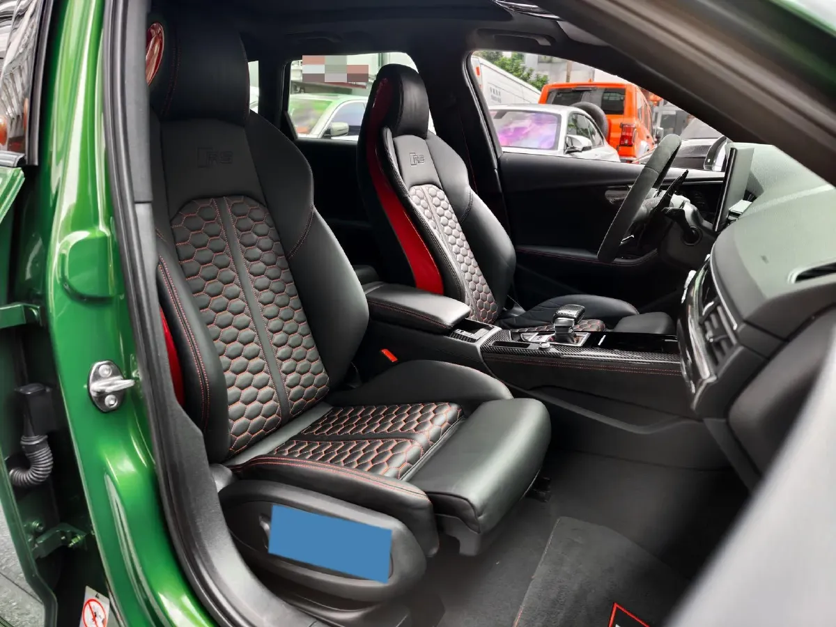 2021 Audi RS 4 2.9T 450HP V6 8AT,autocango,china used car exporter,china ev exporter,chinese used car exporter,chinese used ev exporter