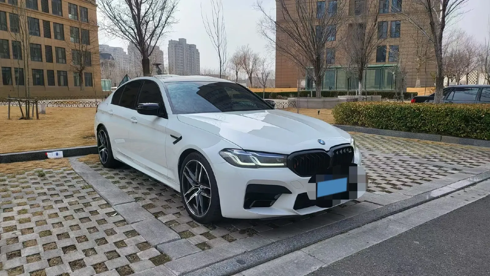 2021 BMW M5 4.4T 600HP V8 8AT,autocango,china used car exporter,china ev exporter,chinese used car exporter,chinese used ev exporter